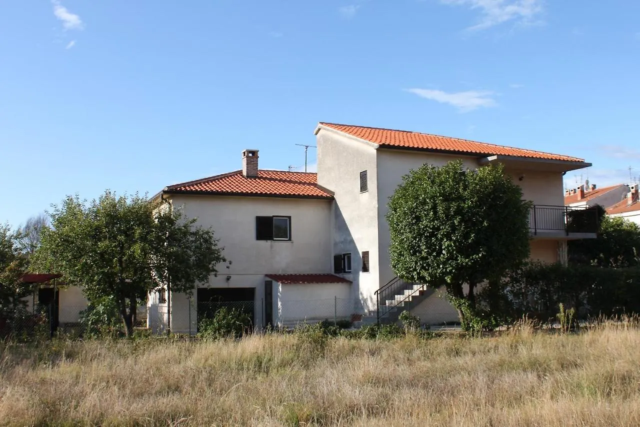 Apartments With A Parking Space Umag - 7057 Хорватия