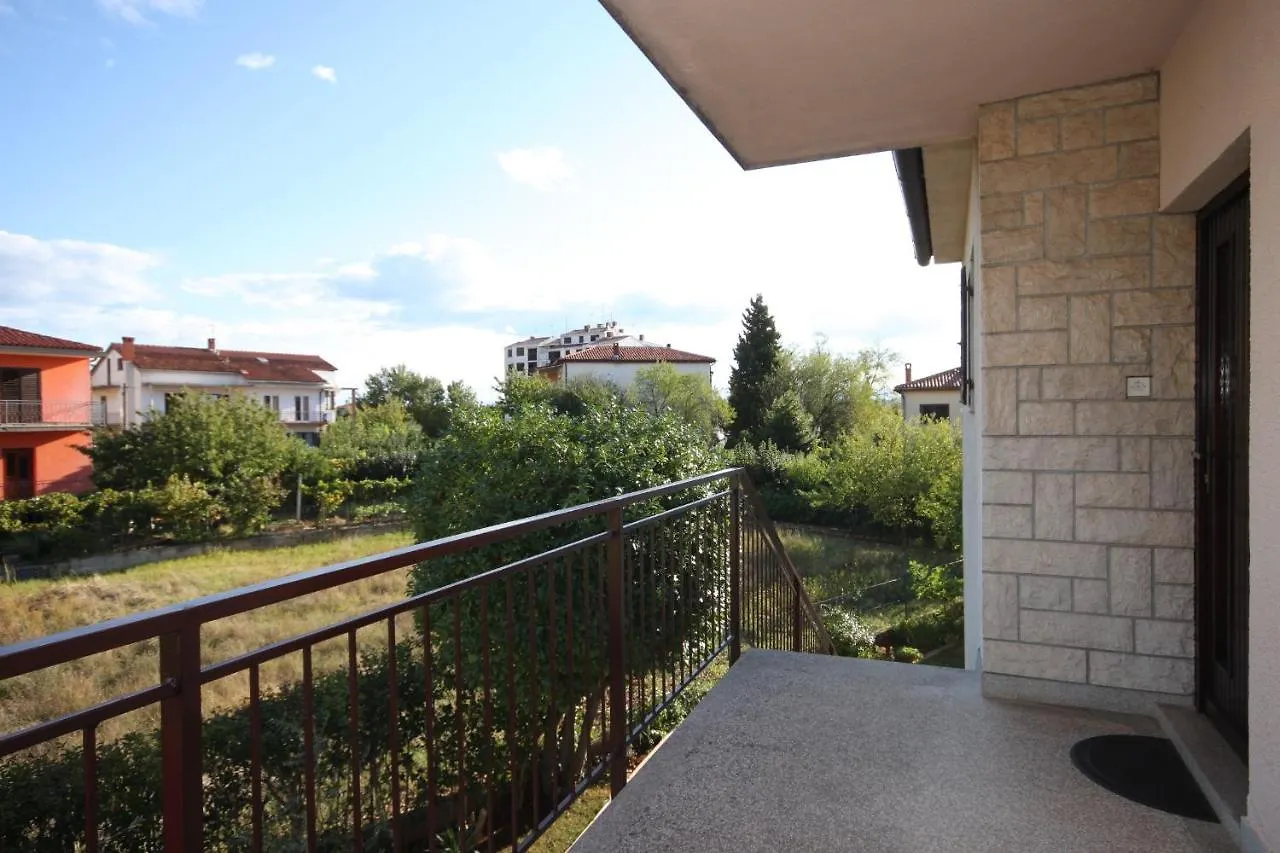 Apartments With A Parking Space Umag - 7057 Croatie